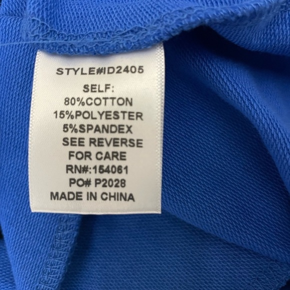 Women’s Blue Dress Shirt
New - Picture 6 of 7